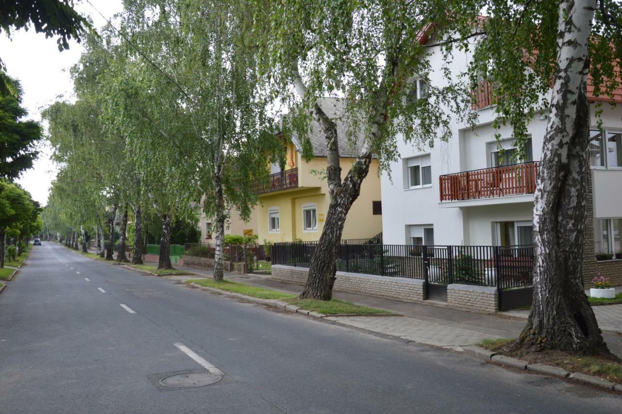 Varga Apartman Хевиз Экстерьер фото