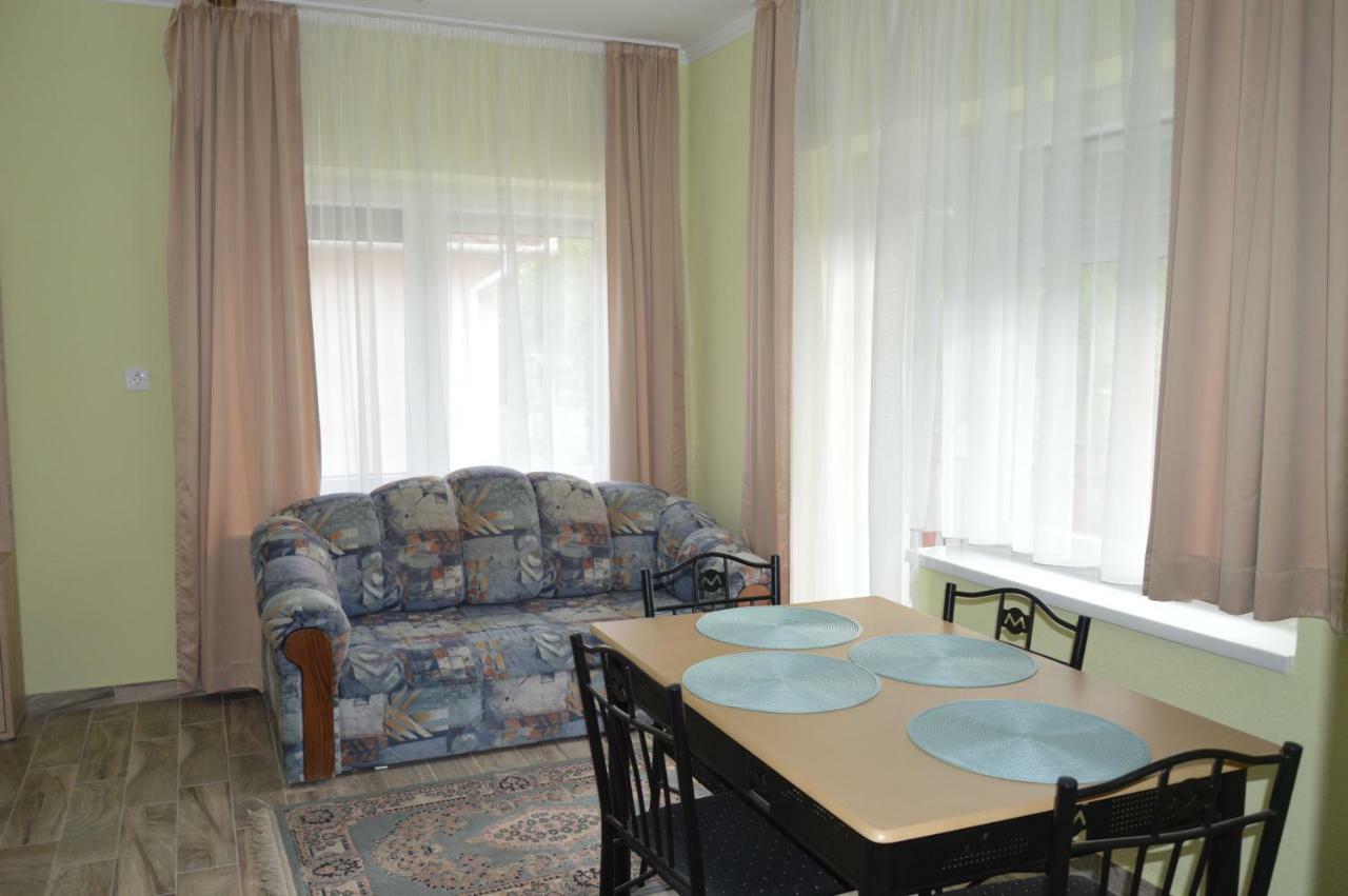 Varga Apartman Хевиз Экстерьер фото