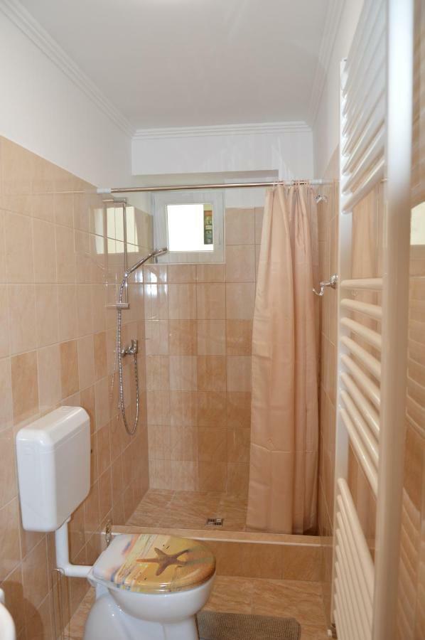 Varga Apartman Хевиз Экстерьер фото