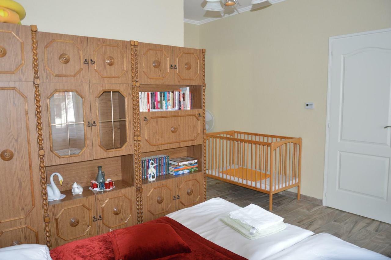 Varga Apartman Хевиз Экстерьер фото