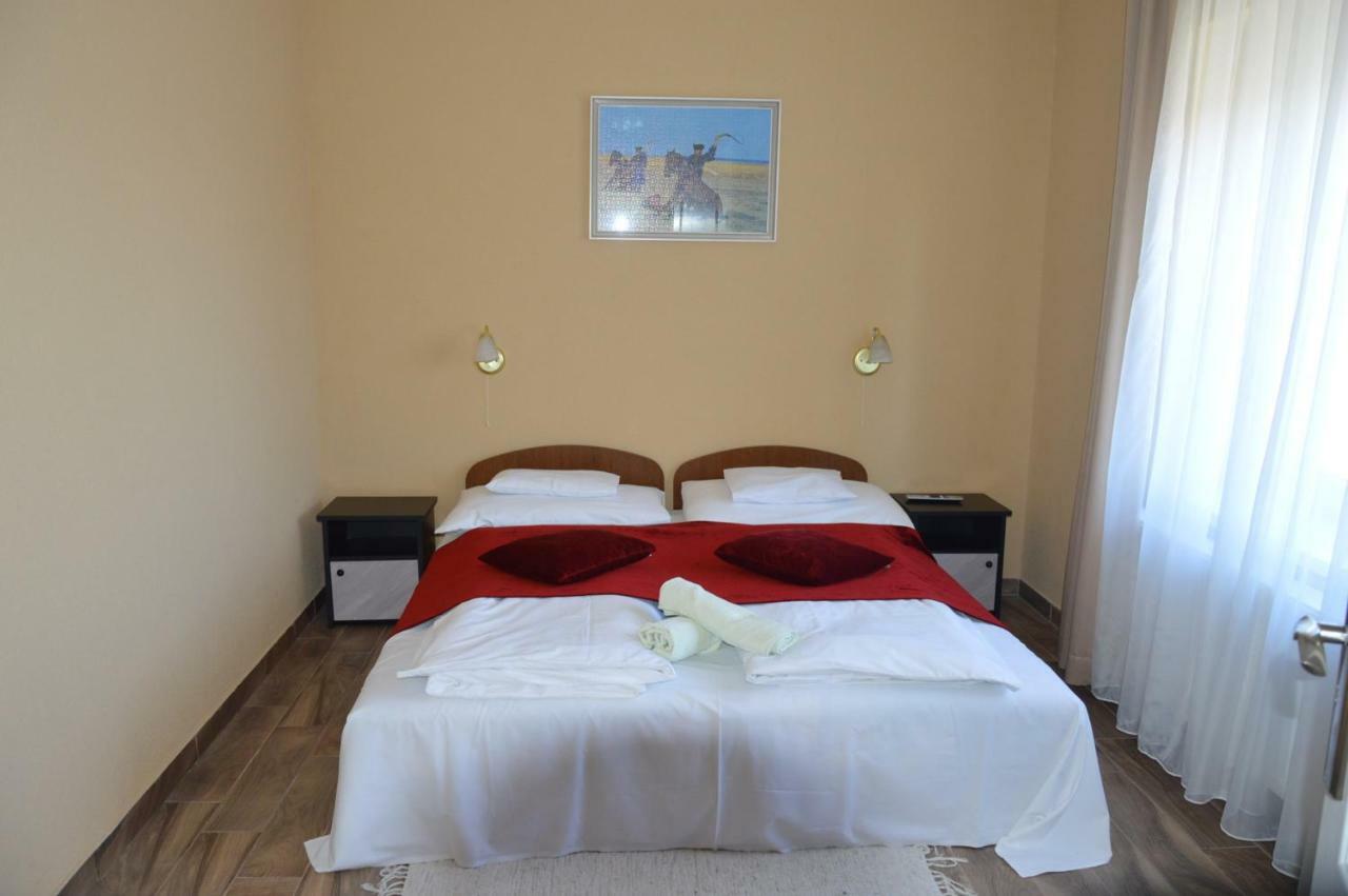 Varga Apartman Хевиз Экстерьер фото