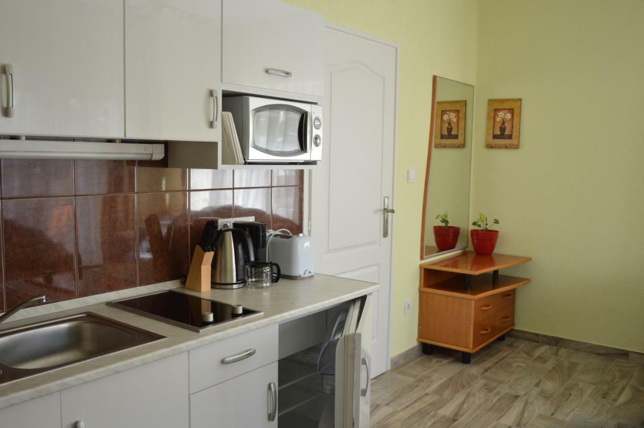 Varga Apartman Хевиз Экстерьер фото
